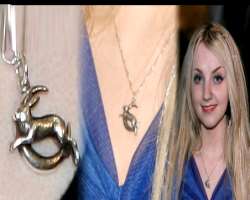 Harry Potter series writer and producer J.K. Roling gifted her a necklace with a hare and moon pendant.